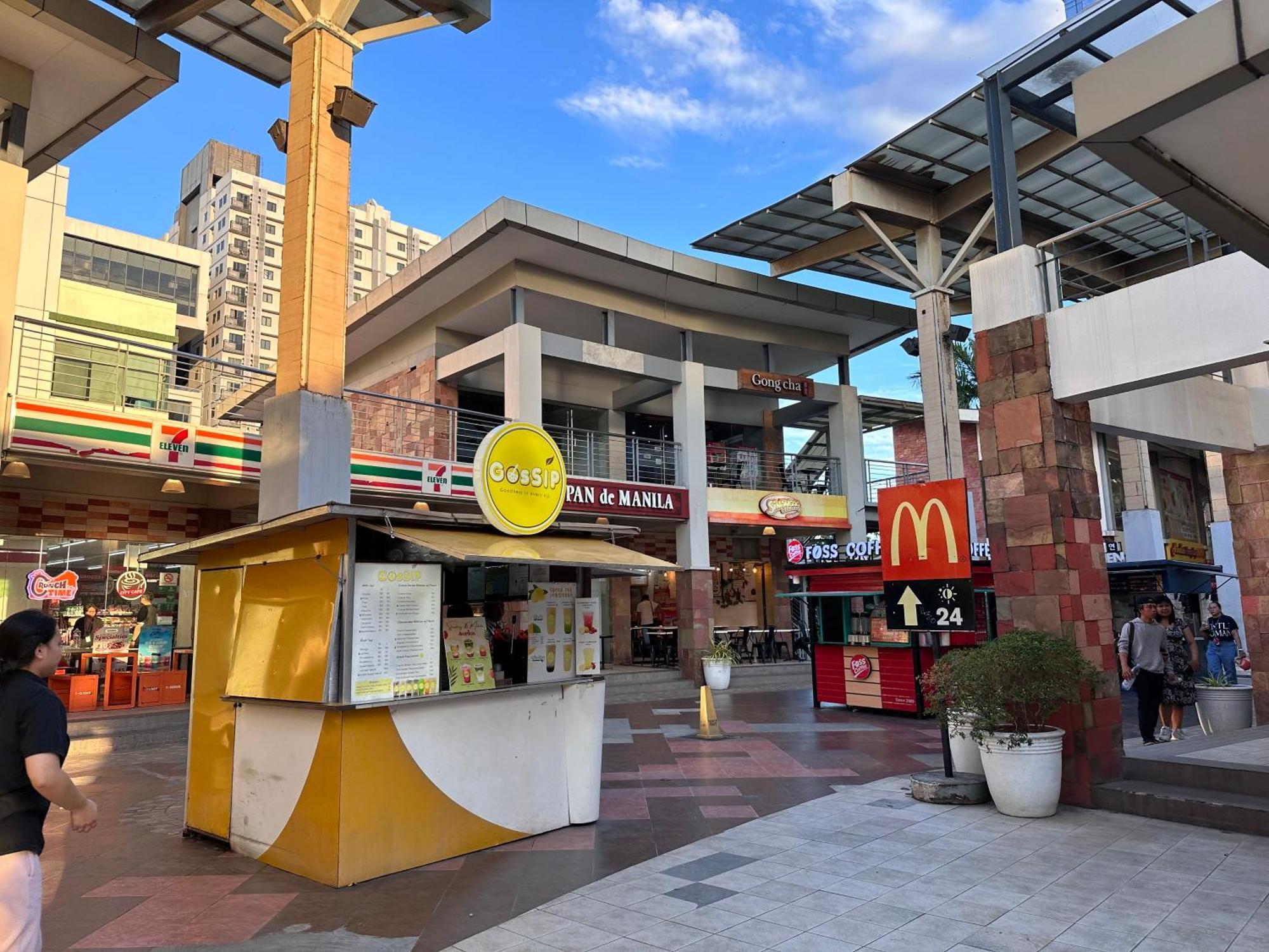 Studio One Condominium, Alabang - Bluu - Fiber Wi-Fi, Netflix-Ready Muntinlupa City Exterior photo